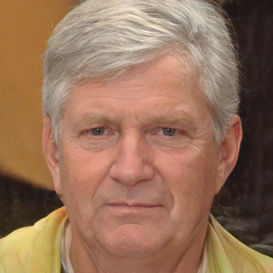 Kittipong Chandler, Senior Insurance Analyst